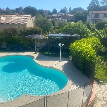 3 Pieces Climatise En Rez De Jardin Avec Piscine Villeneuve-Loubet